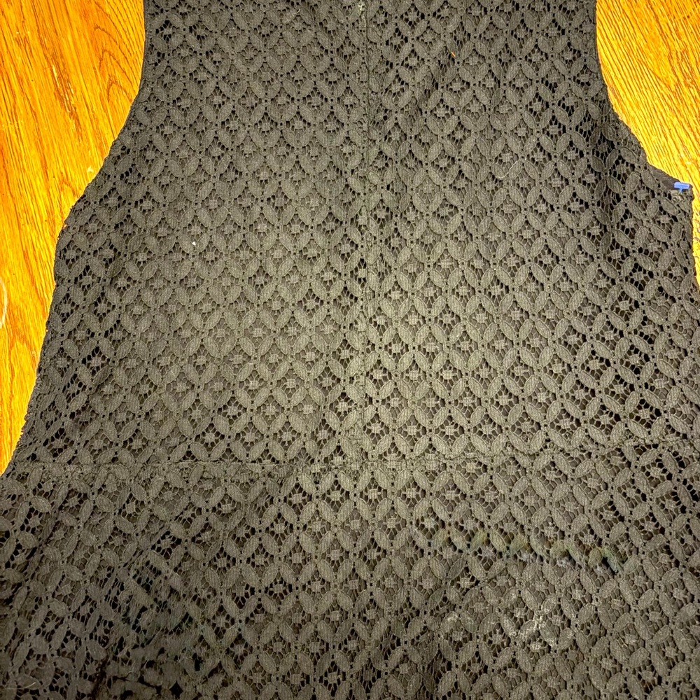Hazel Sleeveless Black Lace Top NWOT - Picture 3 of 6
